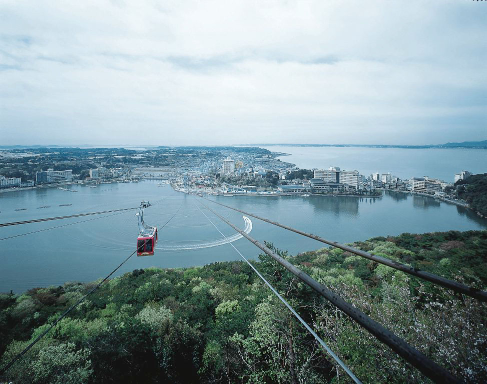  p>静冈县静冈県(しずおかけん,shizuoka-ken)处在日本东京和大阪之间