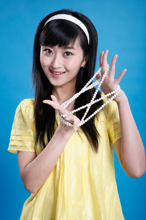  p data-id="gmwymjlfeo">点点是山东电视台综艺频道主持人 a target=