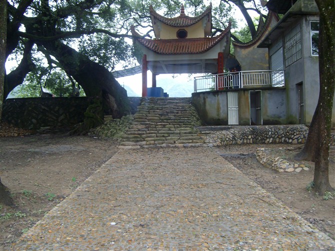  p data-id="gnx0taflmk">外表村位于福建省宁德市蕉城区霍童镇镇区