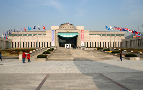  p>韩国战争纪念馆(或称首尔朝鲜战争纪念馆,首尔战争纪念馆),是位于