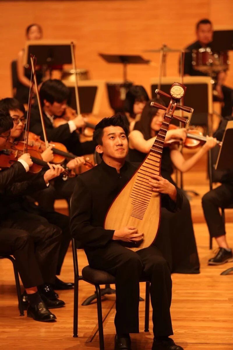 1987年5月出生,青年琵琶 a target="_blank" href="/item/演奏家