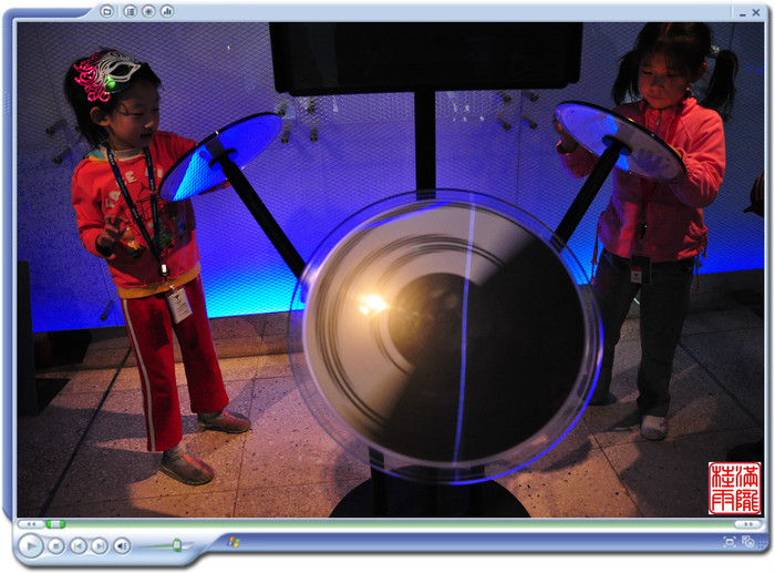  p>"索尼探梦"是以"神奇,感受"为特色的体验型科技馆,它可以让大家在