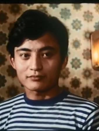 裘弋