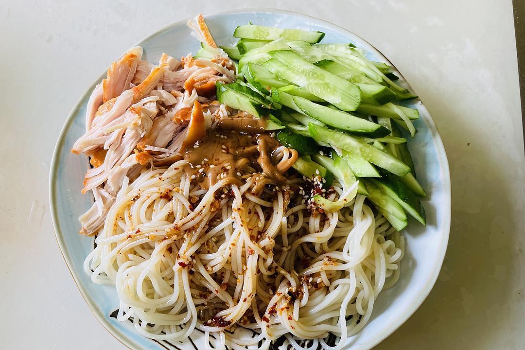 鸡丝凉面图片 全网资源