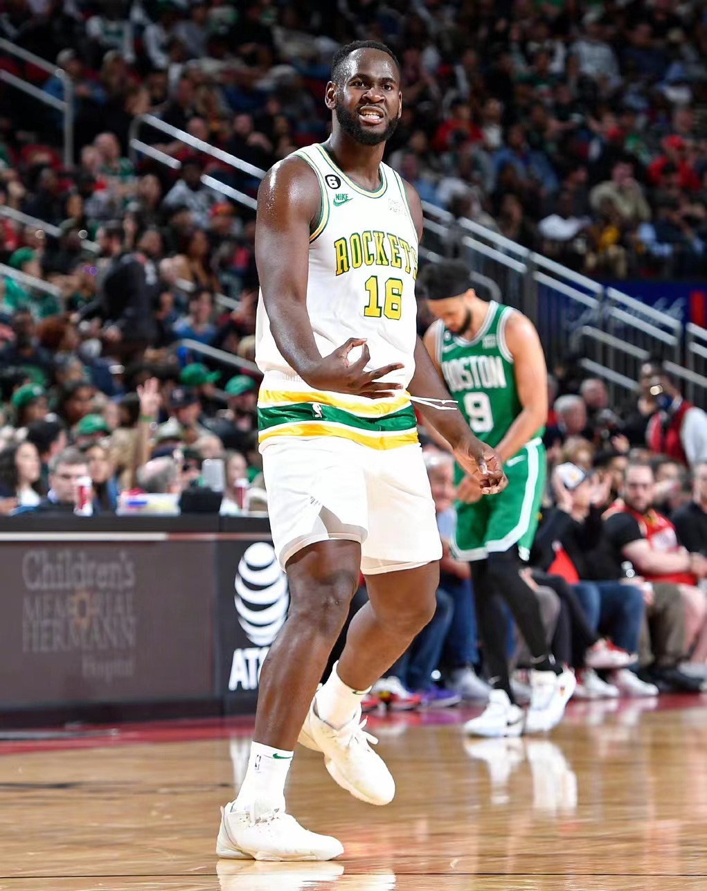 乌斯曼·加鲁巴