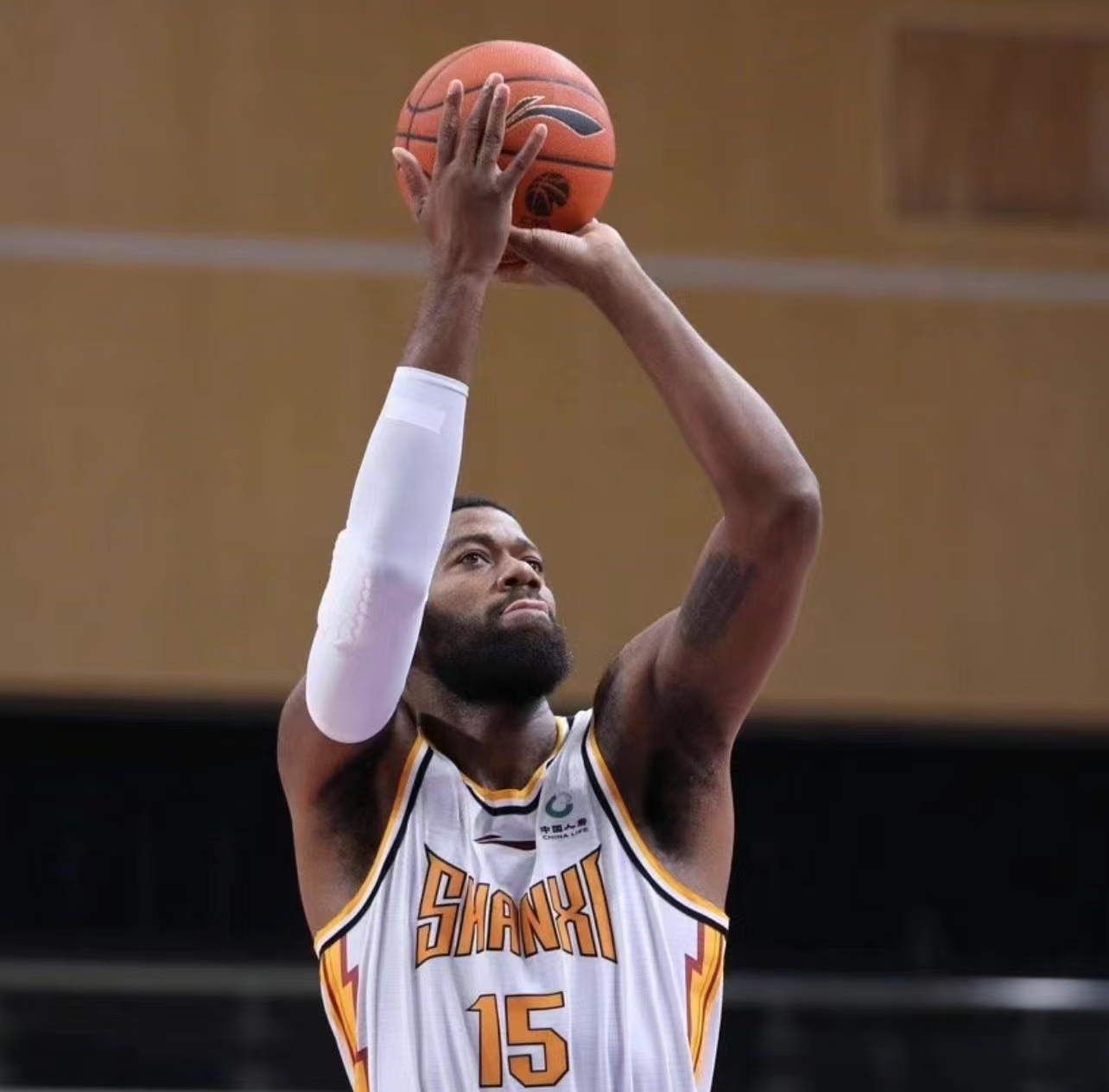 monroe),1990年6月4日出生于 a target="_blank" href="/item/美国