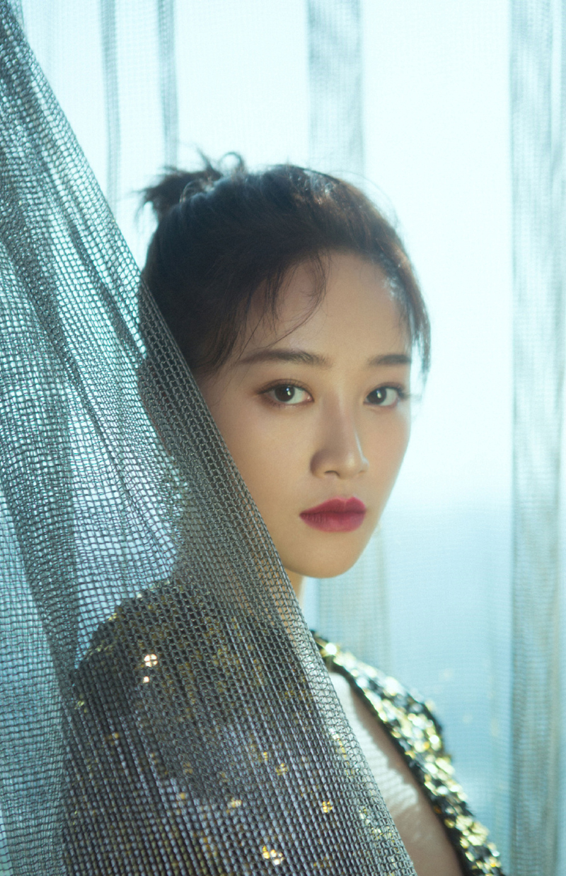 毕业于中央戏剧学院08级表演系本科班,中国内地影视女演员