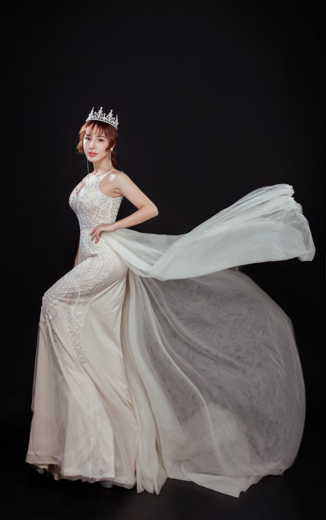  p>付玲云,女,中国内地女歌手, a target="_blank" href="/item/演员