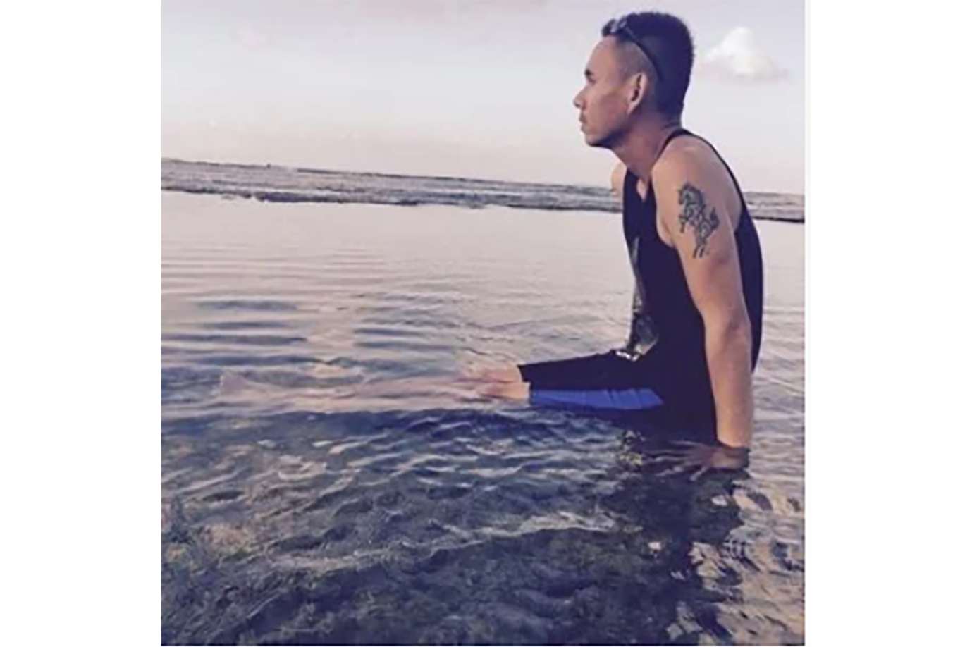 《讨好一队》是歌手黄国俊演唱的一首歌曲