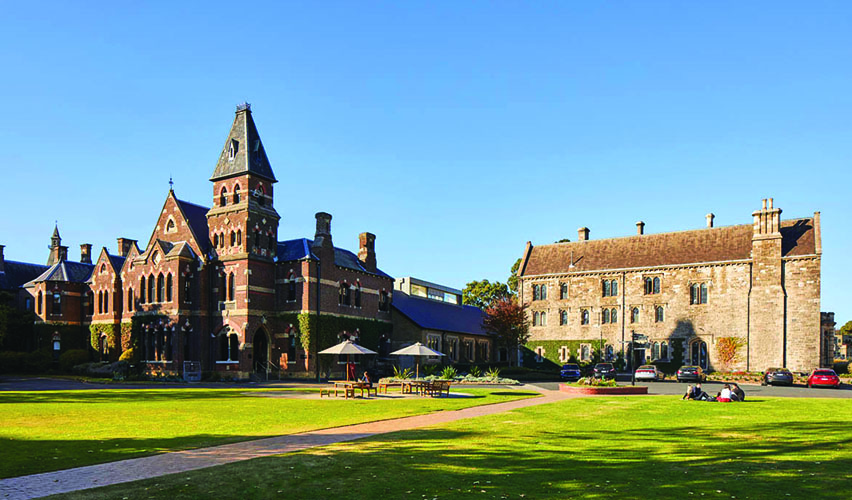  p data-id="gnbl7l0jj0">墨尔本大学圣三一学院(trinity college