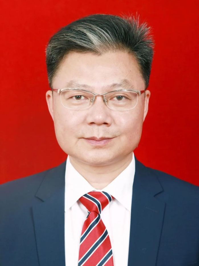 王斌