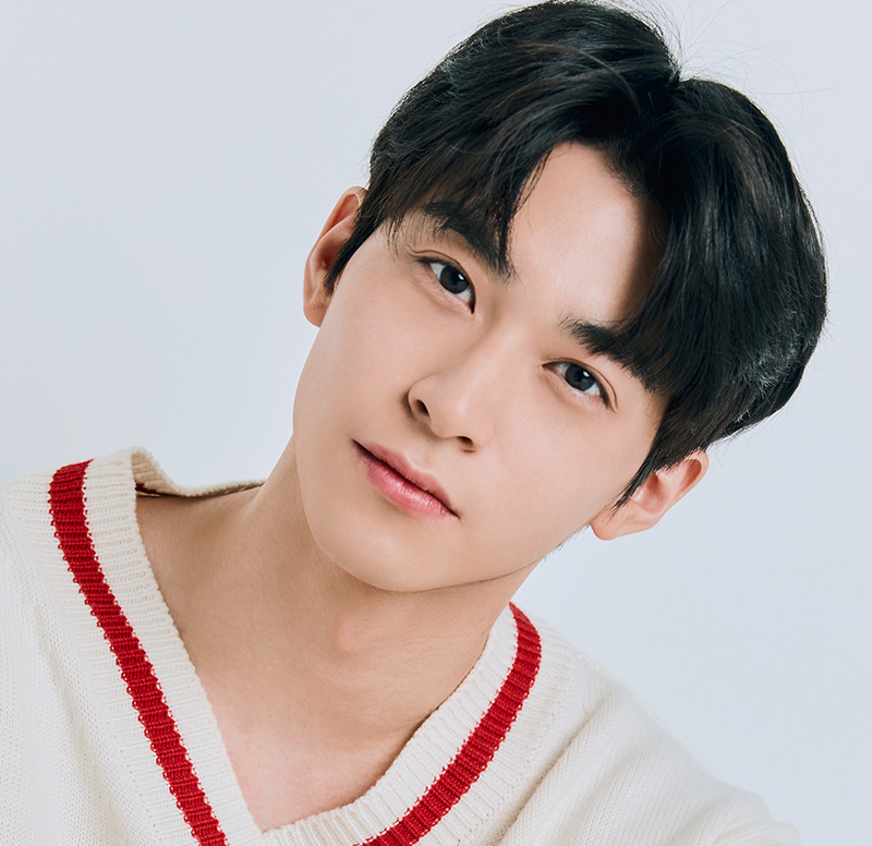  p data-id="gncnhmg6n2">韩基灿,1998年9月6