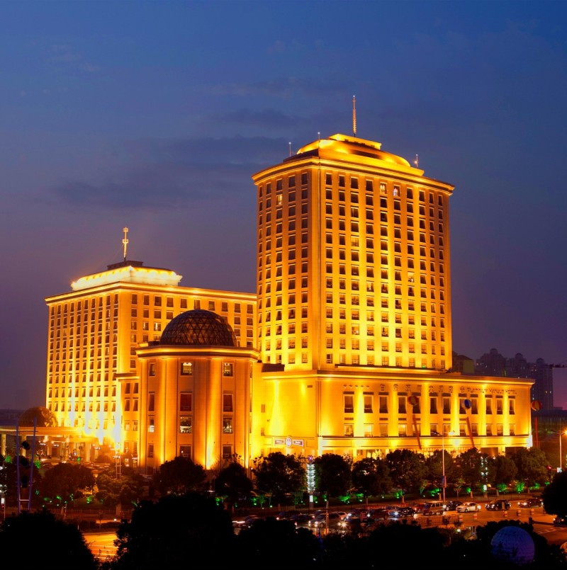 苏州白金汉爵酒店