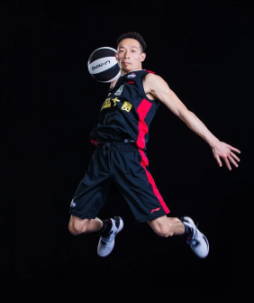 陈登星人物照