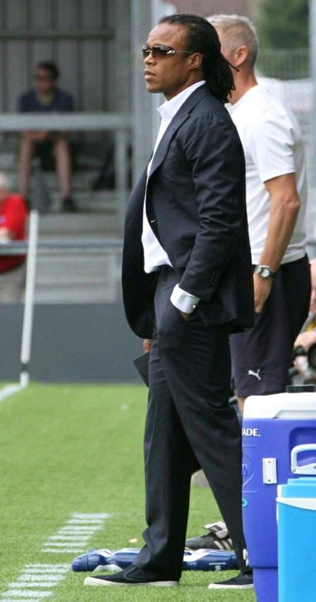  p>埃德加·戴维斯(edgar davids),全名埃德加·斯蒂文·戴维斯(edgar