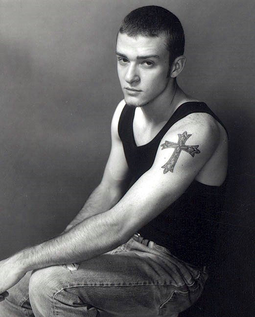  p>贾斯汀·汀布莱克 i>(justin timberlake) /i>,1981年1月31日出生