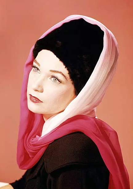  p>雪莉·麦克雷恩(shirley maclaine),1934年4月24日出生于美国