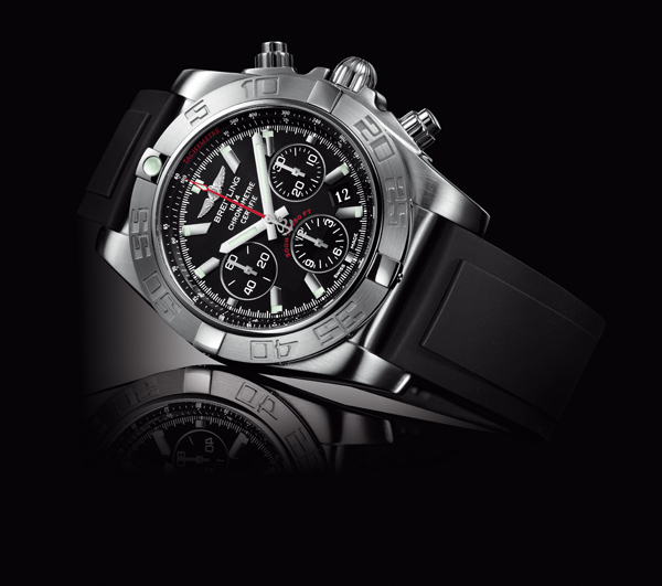 有一位绰号"飞鱼"的赫伯特·尼特奇(herbert nitsch),他是世界上最