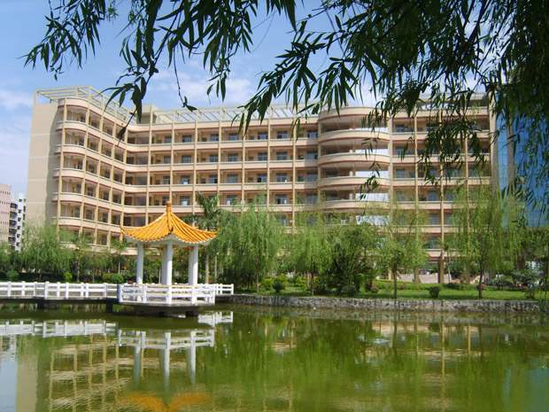  p>清远市第三中学成立于2013年8月,是 a href="#">清远市 /a>人民