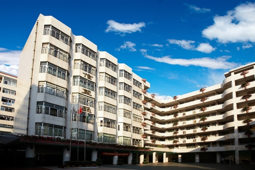 广州市西关培英中学