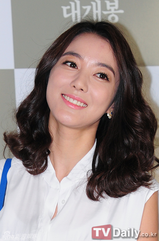 gsumg">李素妍(         ,lee so yeon),1982年4月16日出生于韩国首尔