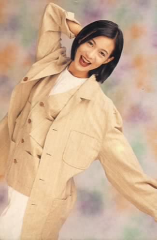  p>赵学而,原名赵慧燕,1972年3月31日生于香港,中国香港影视女演员