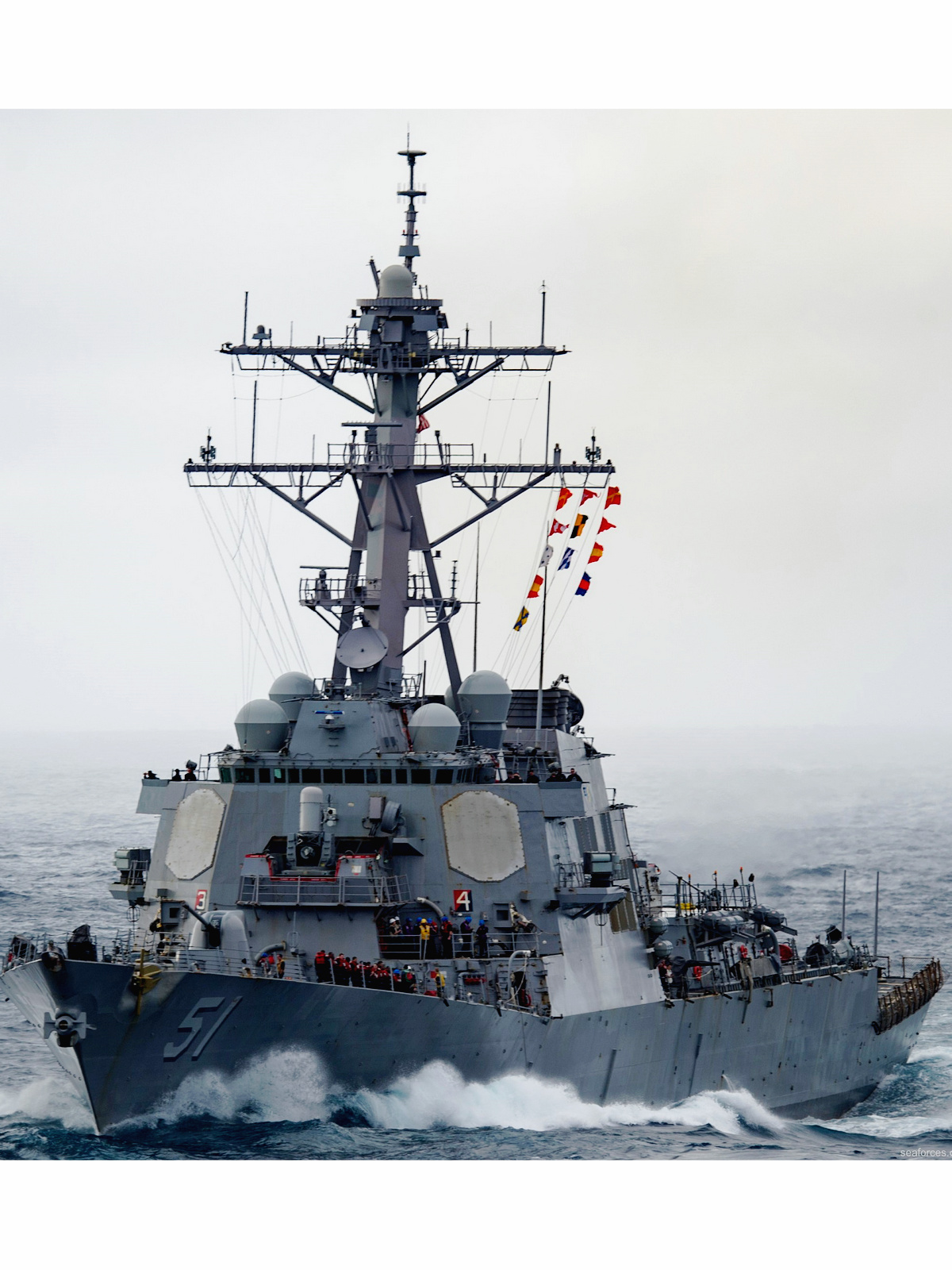 阿利·伯克号驱逐舰