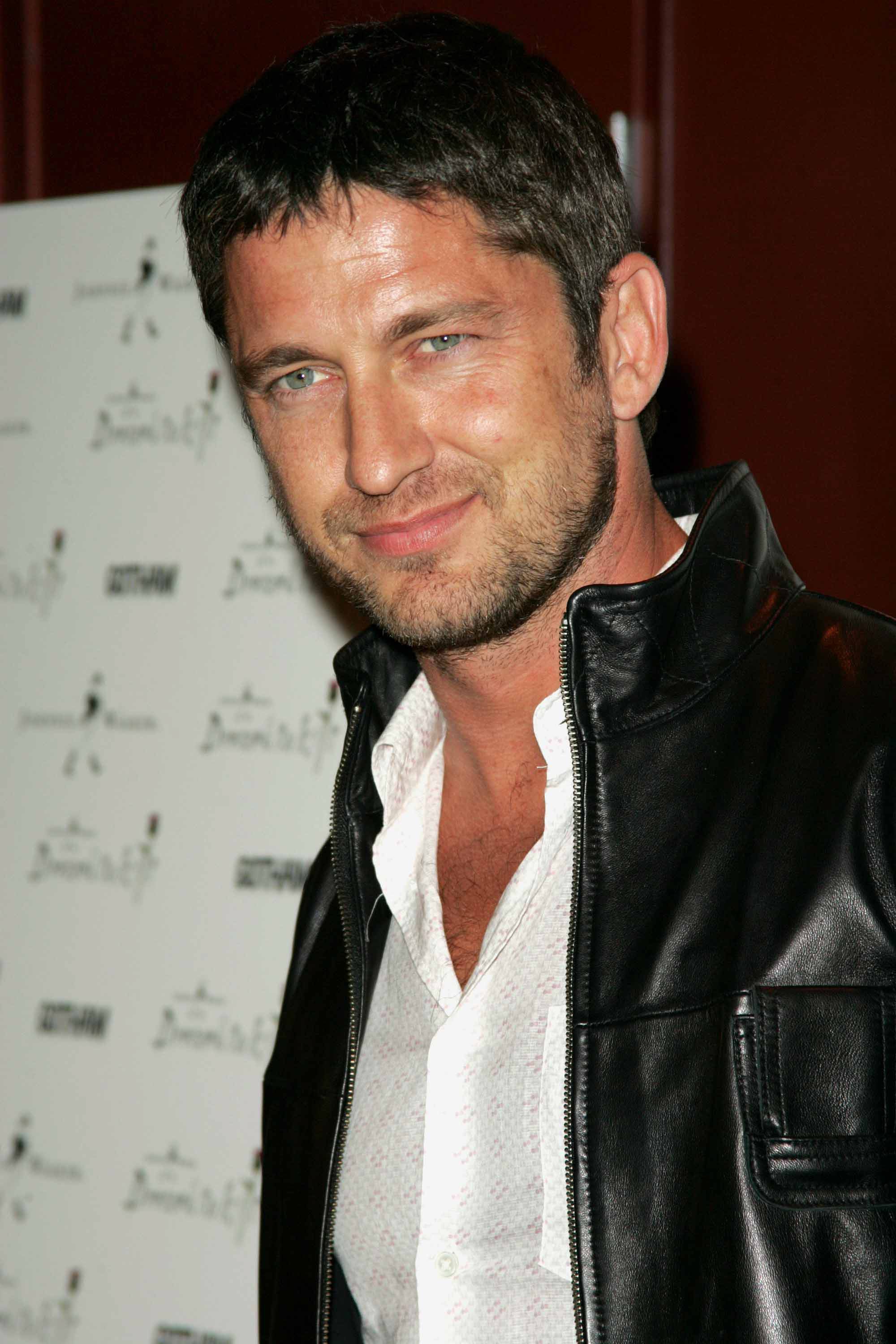  p>杰拉德·巴特勒(gerard butler),1969年11月13日出生于 a target="