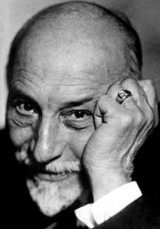  p>路伊吉·皮兰德娄(1867～1936),意大利小说家,戏剧家.