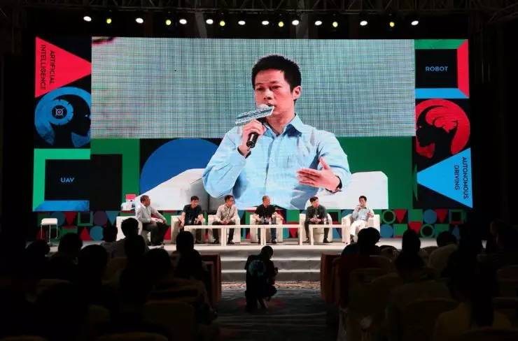 专访QNX张人杰：解决好安全问题才是实现智能驾驶的关键_百科TA说