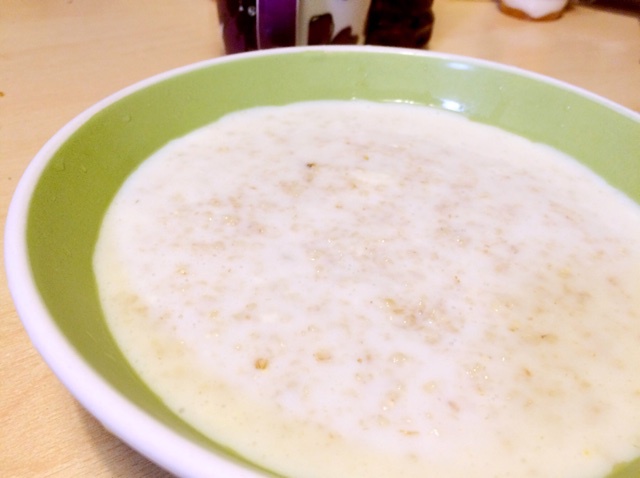 枫糖牛奶燕麦粥