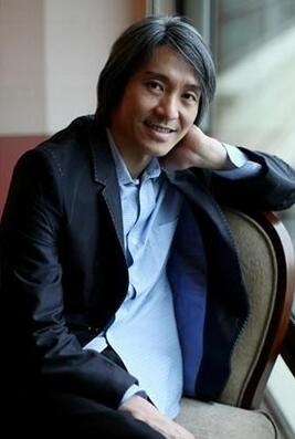  p>周星驰(stephen chow),1962年6月22日出生于香港,祖籍浙江省宁波市