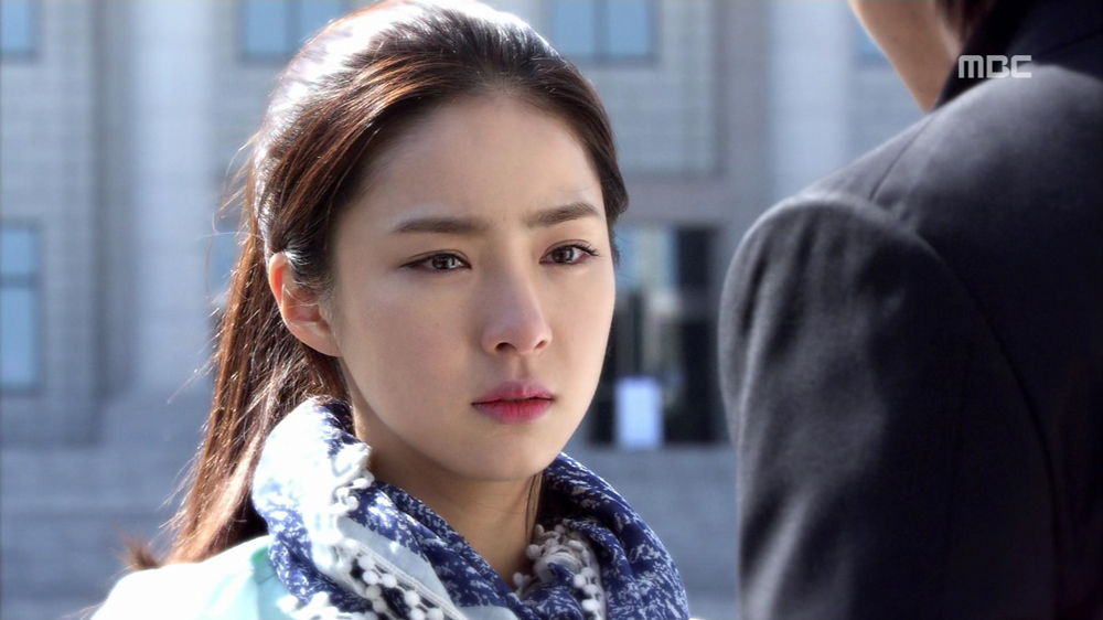  p>申世景(shin se kyung),1990年7月29日出生于韩国首尔市.