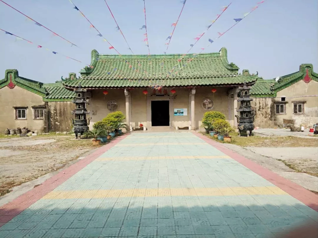 京陇村