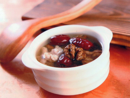 瘦肉核桃汤