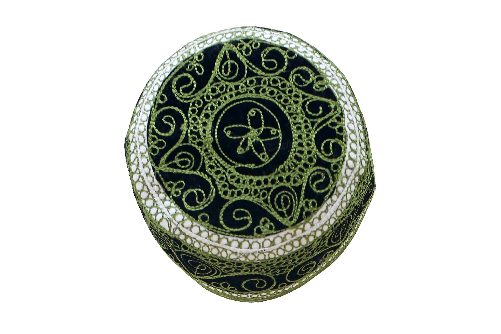 回回帽在春夏季戴用,多用棉布制作. /p> p>回回帽的原型