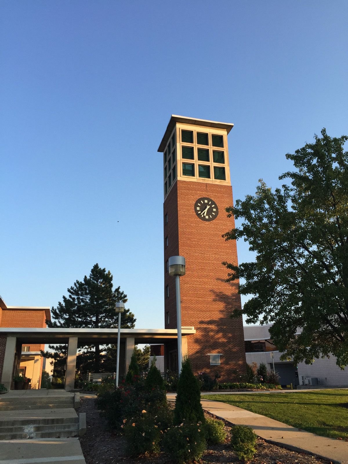  p>西密歇根大学(western michigan university)是一所公立综合型大学