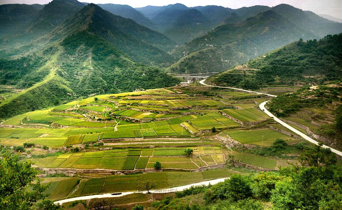 匈牙利热水盆地