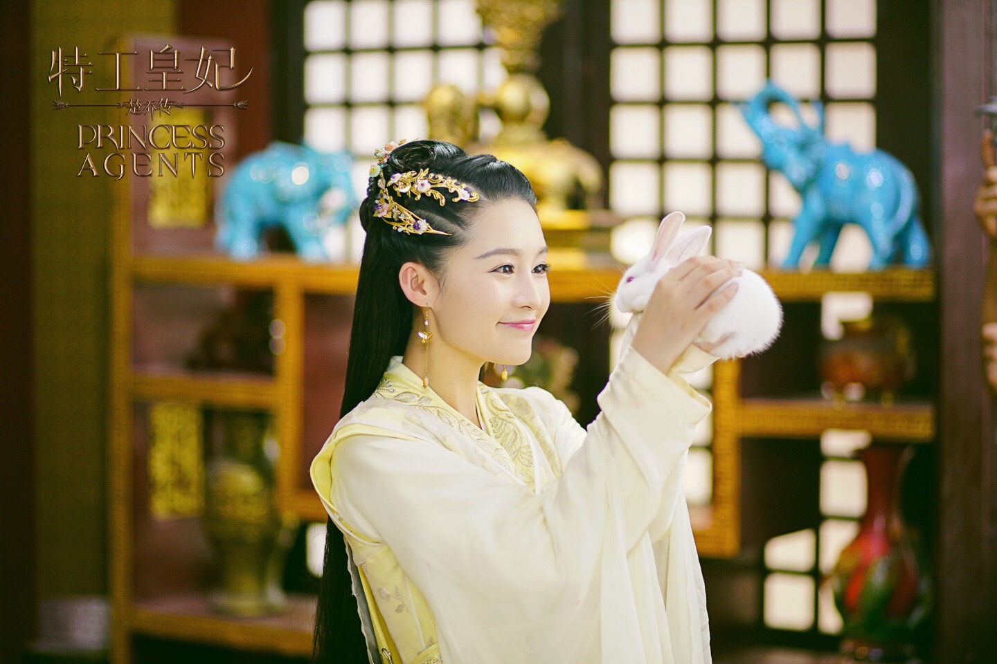  p>李沁,1990年9月27日出生于江苏省苏州市昆山市巴城镇,中国内地影视