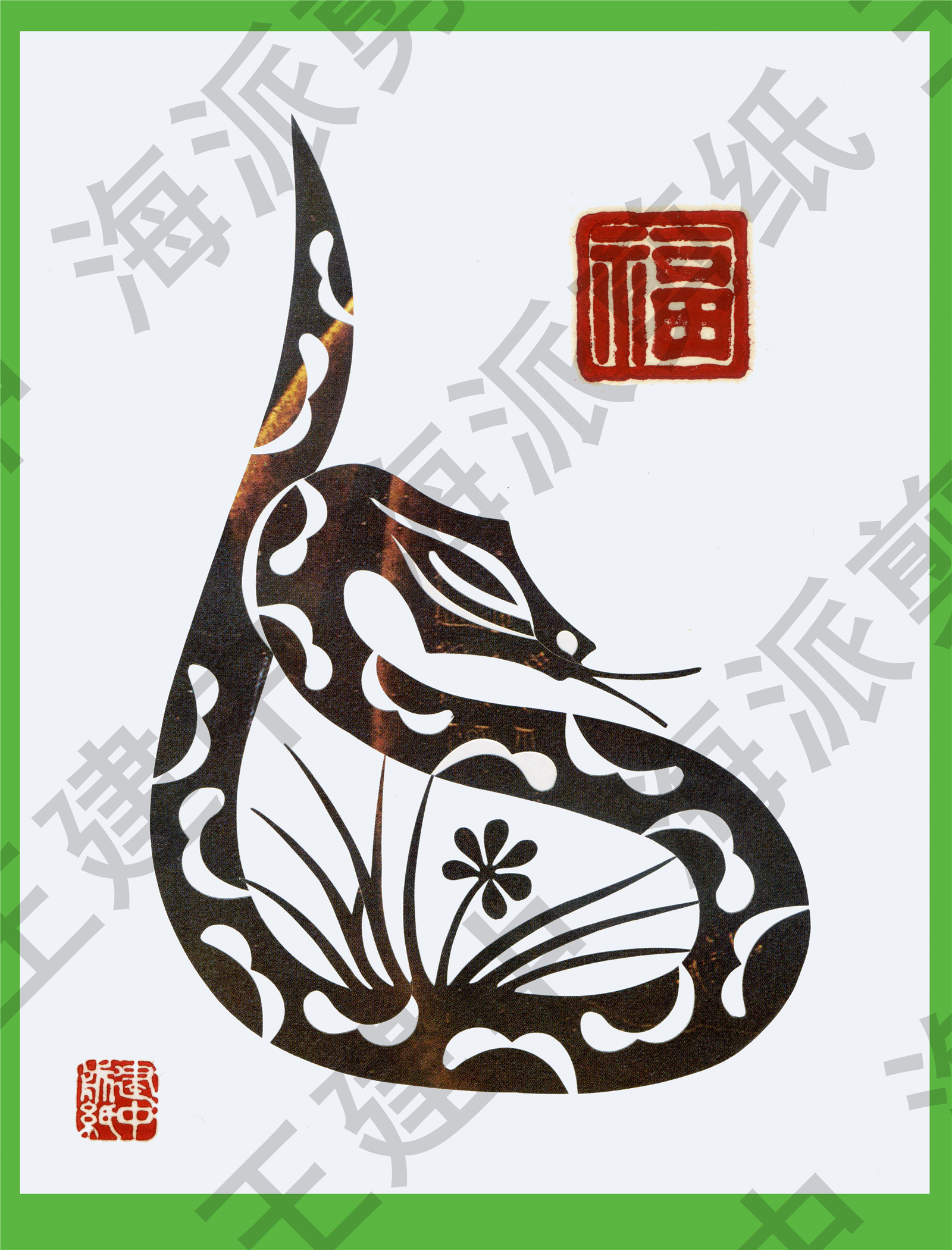 王建中,男,原籍江苏省通州市,1951年9月出生于上海,是海派剪纸艺术家