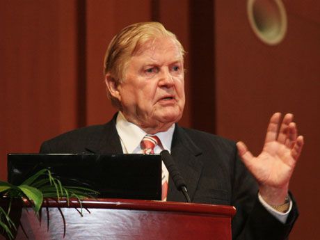 罗伯特·蒙代尔