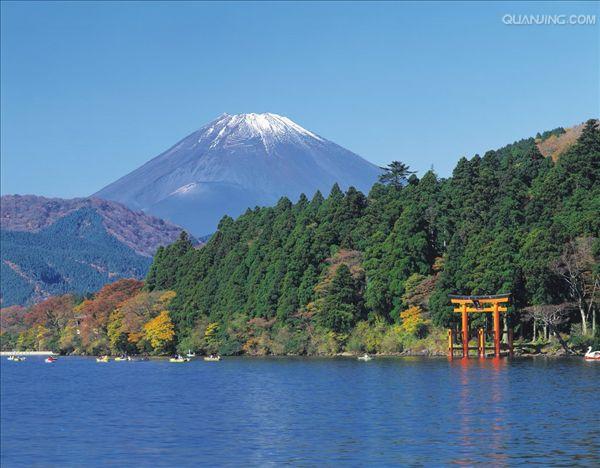 mount fuji),位于 a target="_blank" href="/item/本州岛/344037"