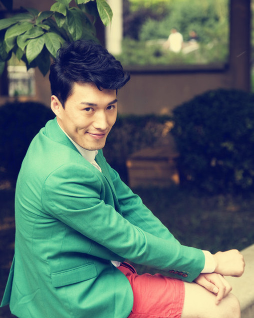 data-id="gnay70ivz2">葛济玮,中国内地新生代男演员,出生于山东济宁