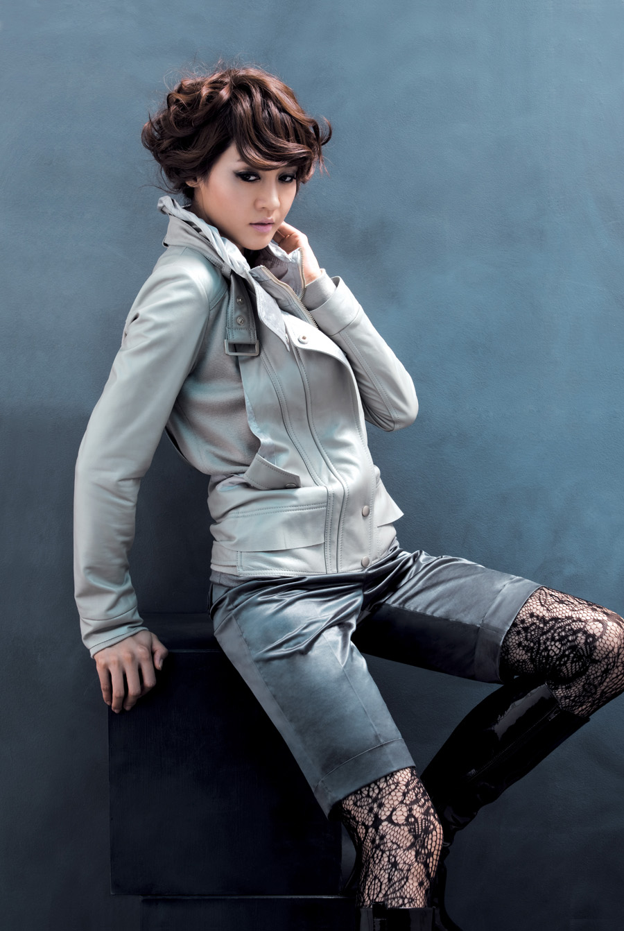  p>成宥利(sung yu ri),1981年3月3日出生于德国巴登,韩国女演员,歌手