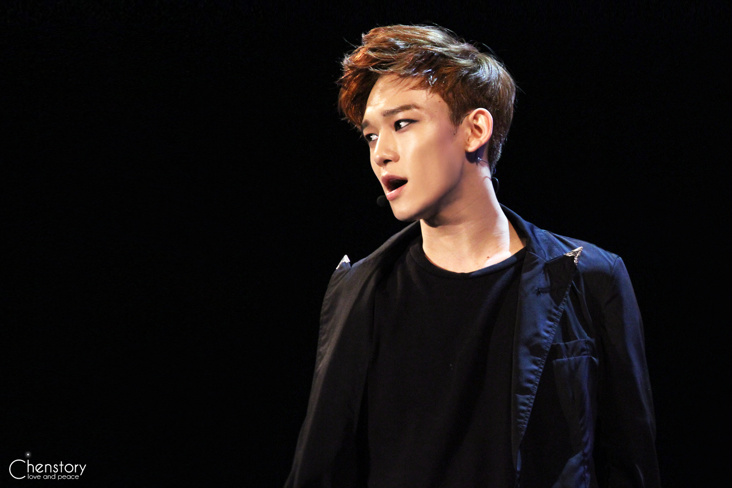  p>金钟大,艺名chen,1992年9月21日出生于韩国京畿道始兴市,韩国男