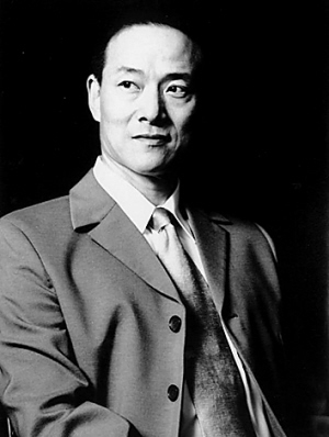  p data-id="gnt9k4gauq">吴兴国,1953年4月12日出生于中国台湾省高雄