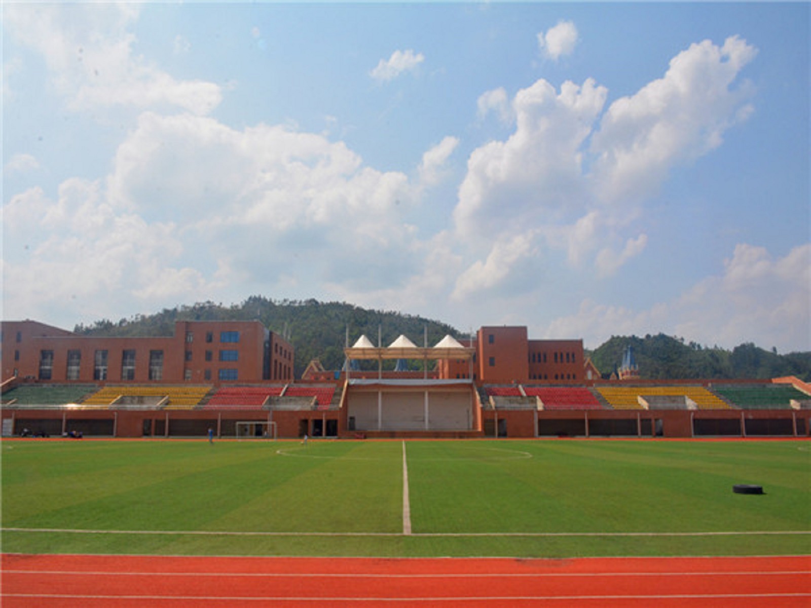  p> b>贵州黔南经济学院 /b>(business college of guizhou