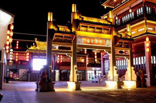  p data-id="go0djauq5x">杨舍老街地处张家港市中心,杨舍镇园林路与