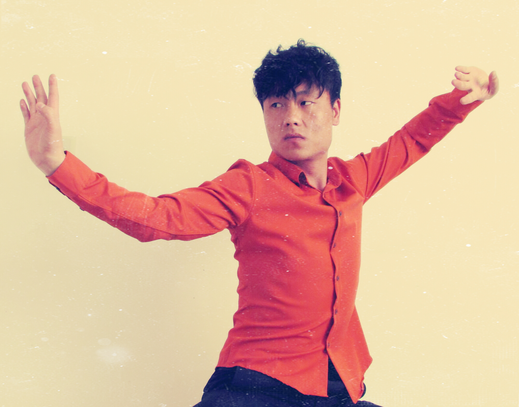  p>张永康,1990年1月15日出生于甘肃省平凉市,中国内地影视男演员