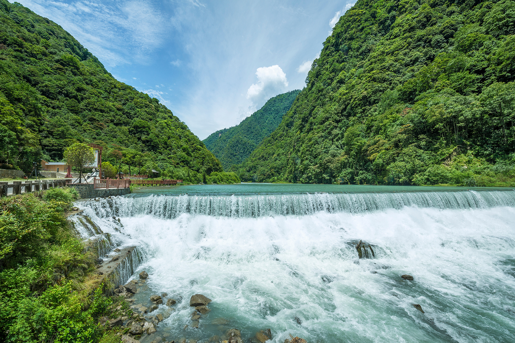 二郎山喇叭河风景区